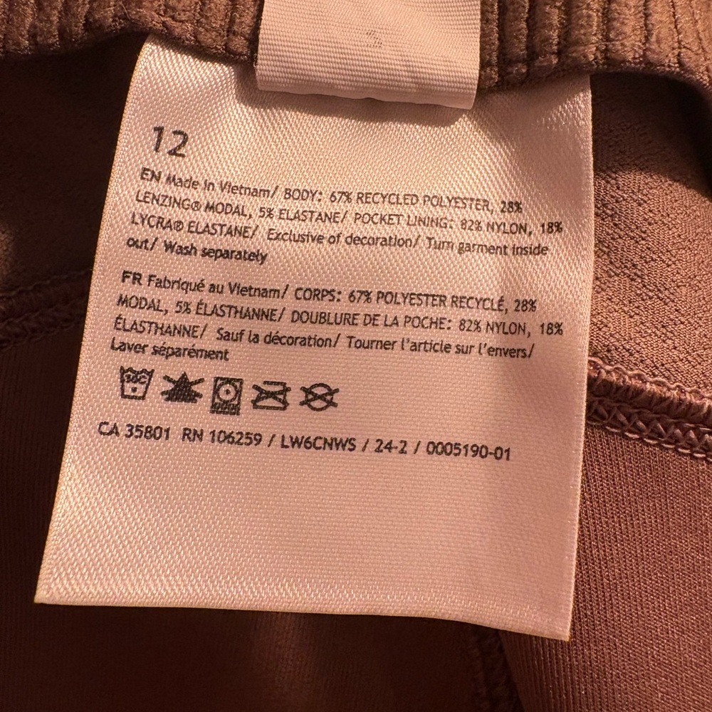Lululemon Ribbed Softstreme Zip Leg High Rise Cropped Pant 25” size 12 - Picture 10 of 11